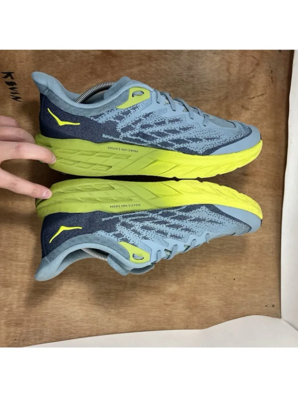 Hoka One One Speedgoat 5 Men Size 12 Grey Green Blue Running Shoes